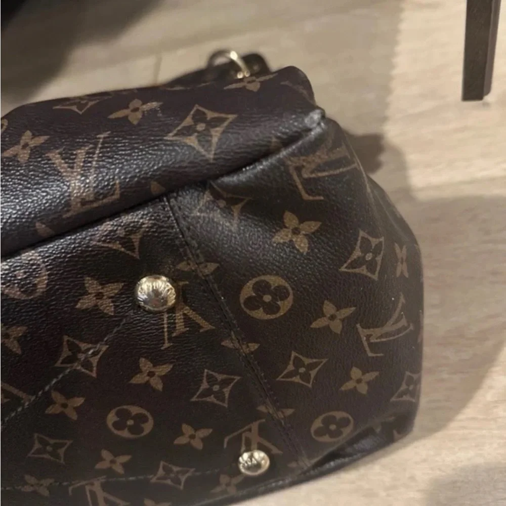 Louis Vuitton Artsy Gm - Picture 13 of 13